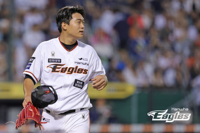 The 'baseball fanatic' that the president is watching has exploded from the beginning of the Korean Wave lineup→ Doosan starter, 4 innings, 7 runs, steel plate 'I got a complete victory'