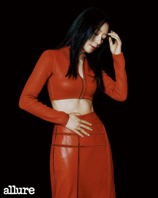 Kim Hee-ae is 57 years old, so who would believe it?'Sunmyeong'Shocking'Picture Showing Abs'