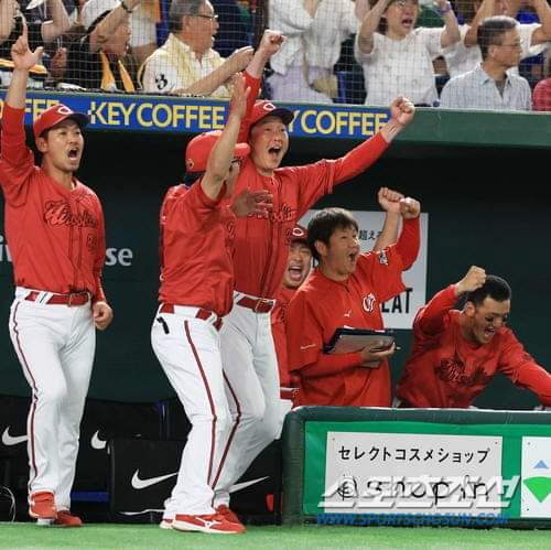 ERA 1.07 → 0.96 → 0.87 → 0.80, 35 consecutive scoreless innings including no hit and no run for a month, how can a pitcher who underwent elbow surgery last winter be like this 