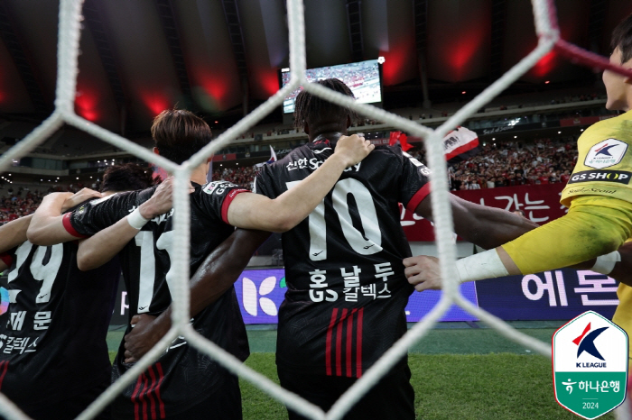 Ronaldo scored one goal, one assist, and Ronaldo scored one goal, one assist, and even celebrated Siu
