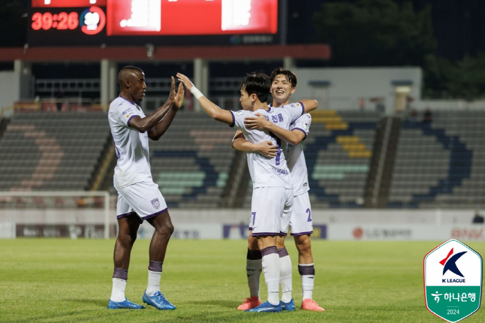 '9 unbeaten games'4-2 come-from-behind victory over South Jeolla Province and South Gyeongsang Province'5 points gap with the lead'...South Gyeongsang Province has no win in the game