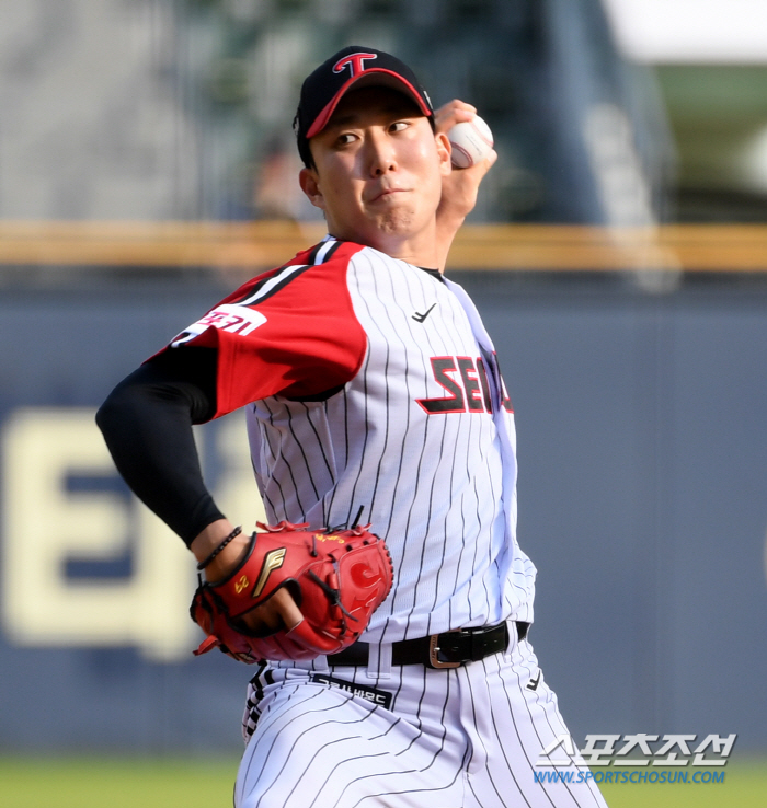 He was out of injury with one-two punch in Korea → 8 bullpen days → 13 wins and 12 losses. Is this the power of the winning team?