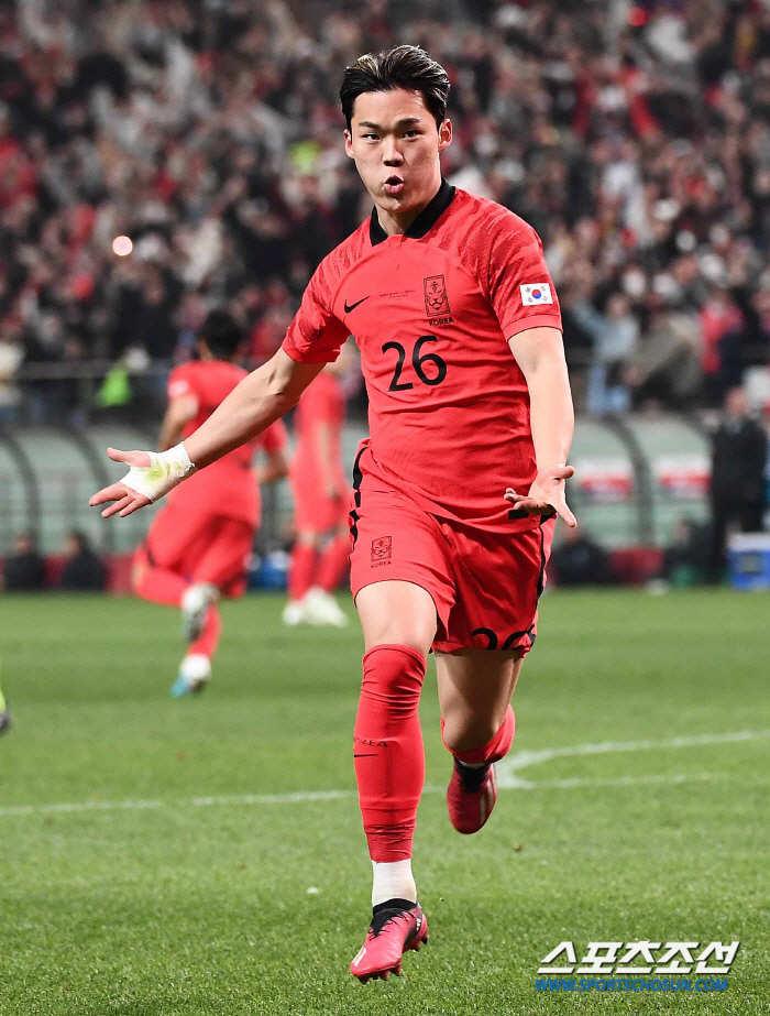 It wasn't a pro club. Two Korean national universities were released...Celtic, Oh Hyun-kyu Yang Hyun-jun Plan to Organize