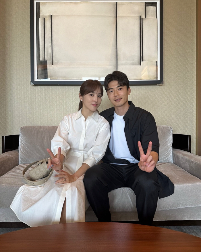  It's already been 11 years since we got married! Ki Sung-yueng showed off her preservative beauty ♥ Han Hye-jin