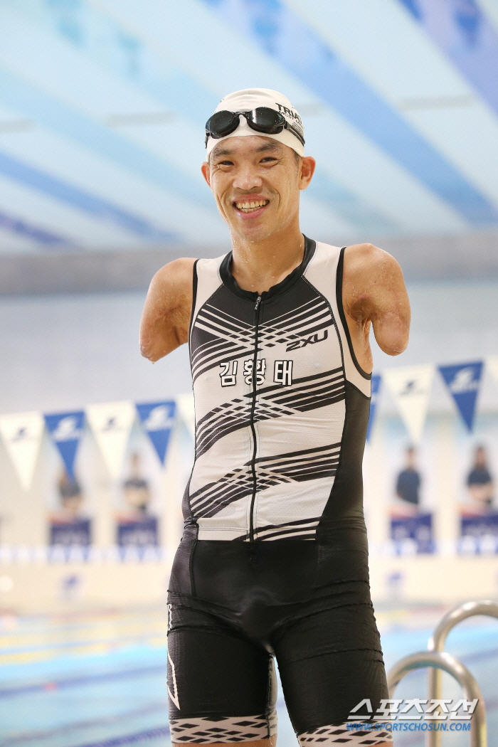 'The Best Iron Man of Our Time'Kim Hwang-tae and Cheol-in triathlon qualified for the first Paralympic Games!