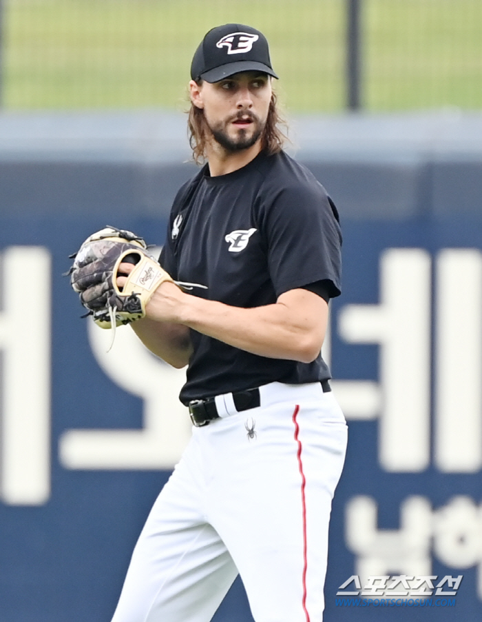 'The mixed fate of the main characters of the ceremony controversy' Hwang Jae-kyun's 11th dramatic final hit...KT's 4th consecutive win, Hanwha's 9th place drop