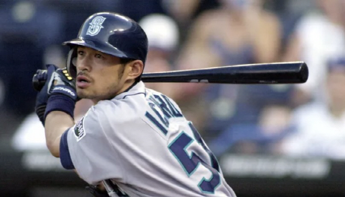 23 years ago Ichiro-19 years ago Matsui and Ohtani are all over the legends of Japan...It makes history when you 'committed to hitting'