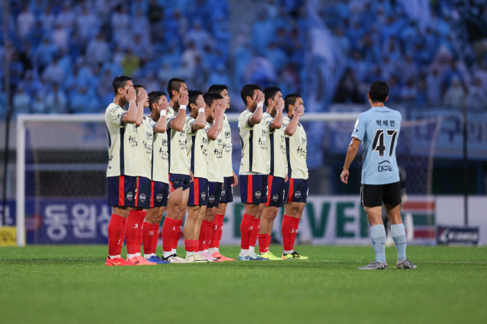 'Last place' If Jeonbuk loses to the match right above 'It's really uselessUlsan  Pohang looking at 'Kim Cheon's 1 Myth'