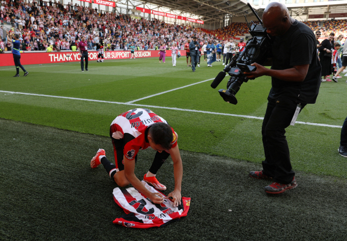 ''Thank you, Heung-min.'' Manchester United's unexpected 'Hwanjae' and Tottenham 'WinWin'