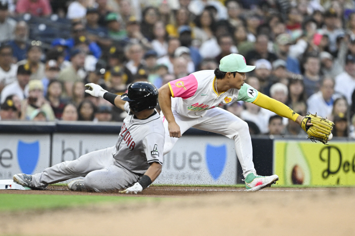 '72 → 78 → 88 → 108' SD's Stunning Theater Baseball, Machado-Ending Two-Run Four, 3 consecutive wins...Kim Ha-sung has no hits in four times at bat