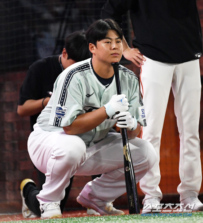 Shock! Hanwha's Noh Si-hwan, who appeared in Home Run Derby, missed the All-Star Game! 'Shoulder pain, MRI scheduled'