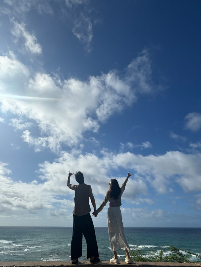 Moon Ji-in, ♥ married Kim Gi-ri and escaped from the 'Confucian girl'..a hot touch on one's honeymoon