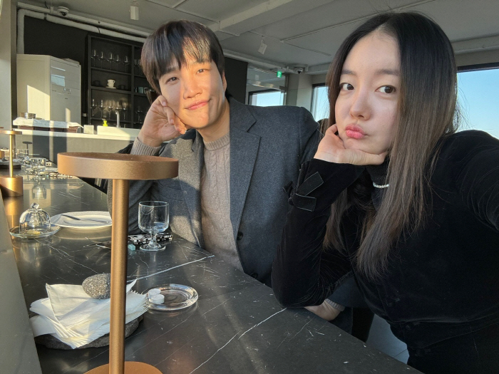  Moon Ji-in ♥ Kim Gi-ri's Hawaii honeymoon, revealed for the first time on YouTube
