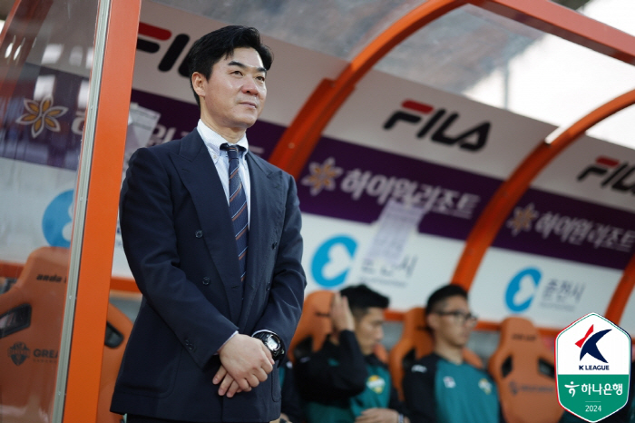  Lee Jung-hyo's remarks 'National team coach Hong Myung-bo should pay 100 million more per year than Clinsman '