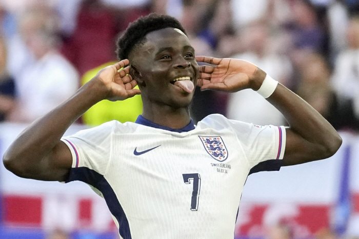 'Winning is the best!' England's sweet potato went to the semifinals and won against Switzerland after a penalty shootout...the semifinals against the Netherlands