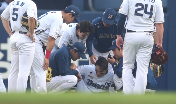 Son Ah-seop, who also gave up his captaincy, 'It's not a season out, but it's three to four weeks.' The aftermath of the collision is too big