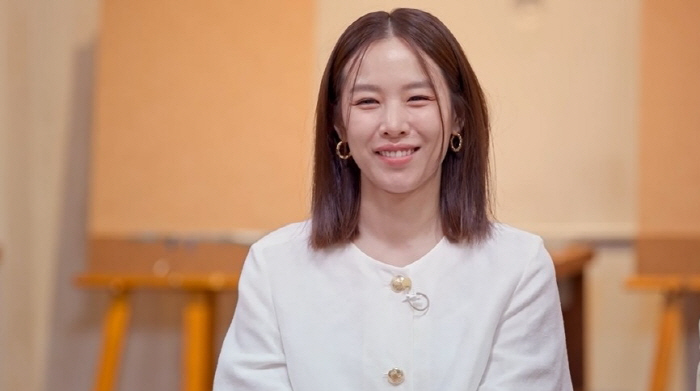 Cho Yoon-hee opened her mouth to rumors of remarriage'I can't sleep before I divorce'('divorce')