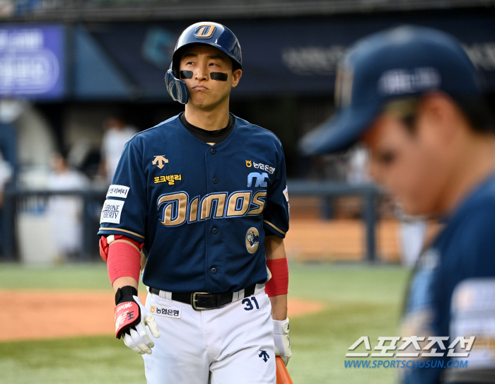 Five 15-year records left, and are you frustrated by KBO history rewriting and absurd injuries