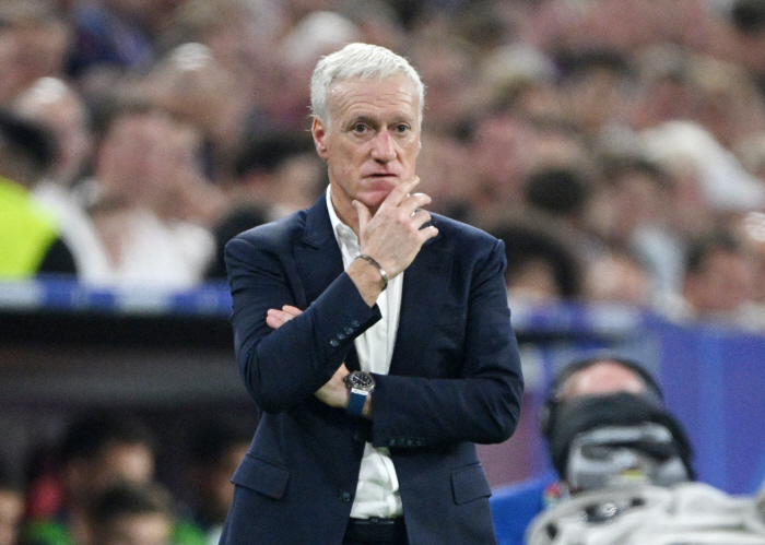  French coach Deschamps admits team defeat 'Spain was better than us.'