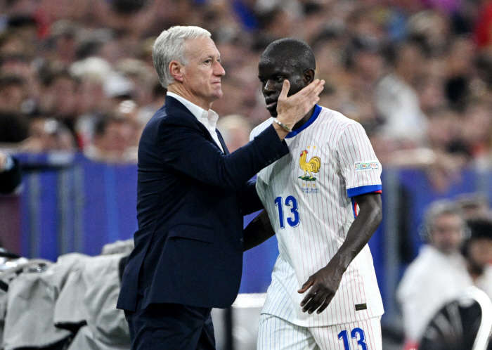  French coach Deschamps admits team defeat 'Spain was better than us.'