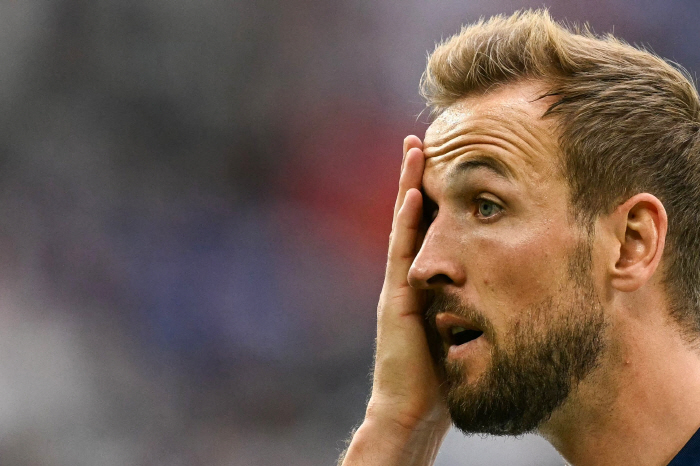 'It's like England's Ronaldo'→'Kane kills the team!'...Tottenham senior's vitriol bomb, and even claims that he was excluded from the starting lineup.'