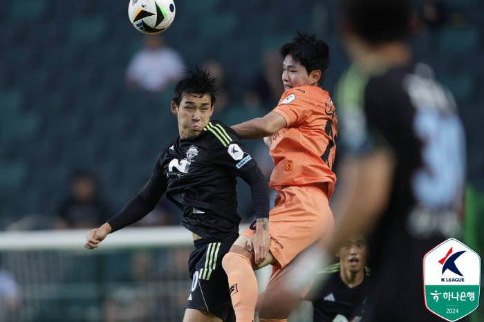  'Kim Doo Hyun finally wins his debut game!'' Thiago escaped Jeju 2-1 in last place thanks to goals in four consecutive games