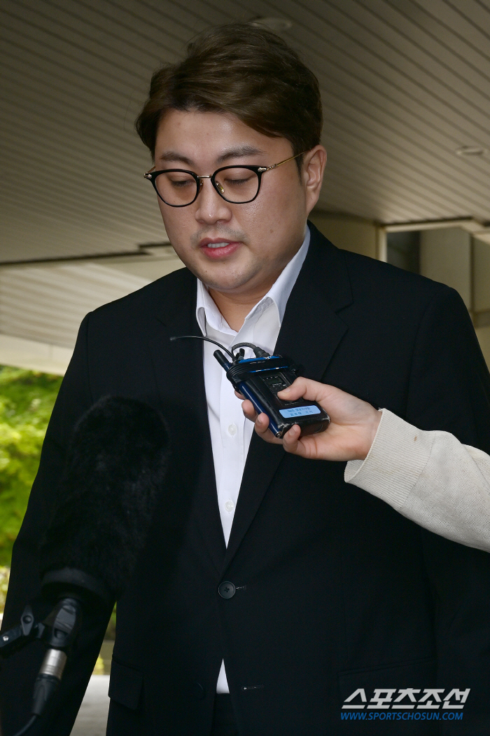 'Kim Ho-joong ended in 15 minutes amid sobbing  fandom cheering for the first trial of drunk hit-and-run