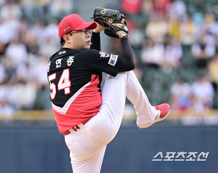 Yang Hyun-jong set up his first 400th start. However, he was on the verge of losing his solo shot