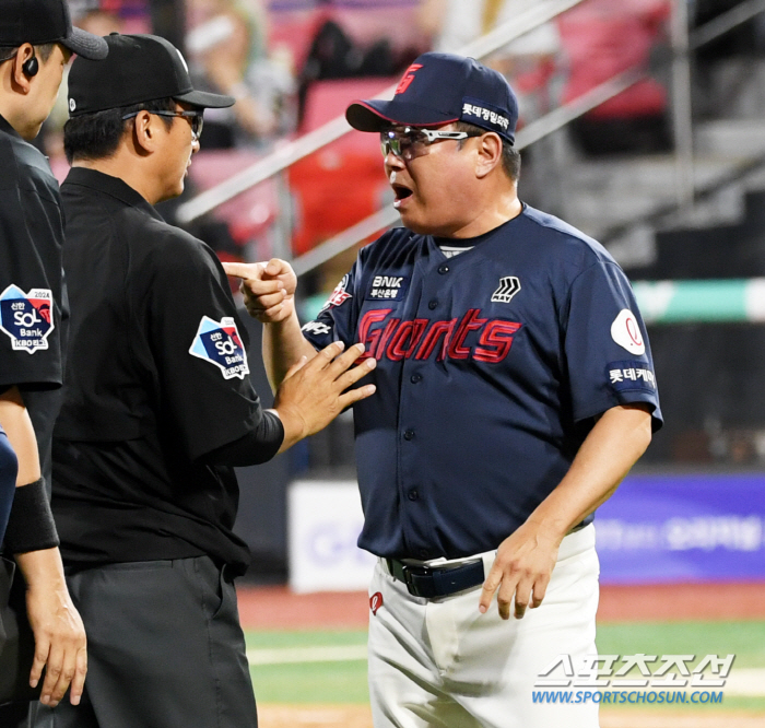 Charisma → Buddha transformation? Kim Tae-hyung's leadership, which has changed significantly over the past nine years, is directly revealed 'Young Team'Difference between Doosan and Lotte 