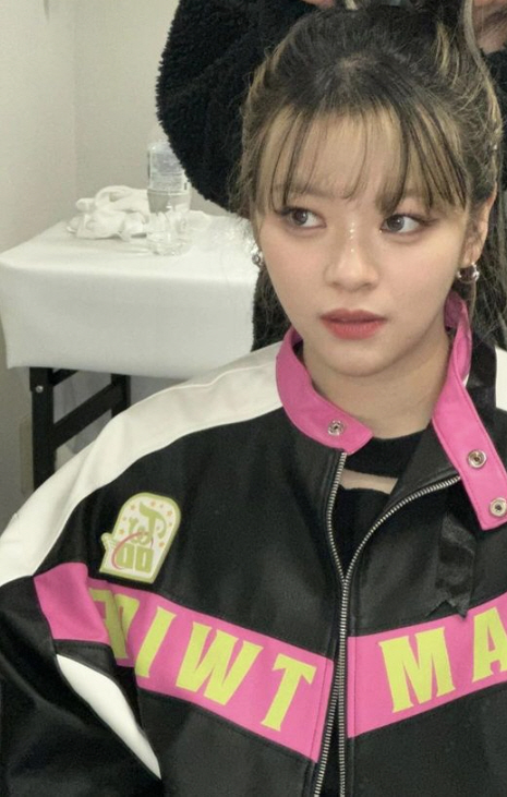  TWICE JEONGYEON, is it a crime to be in trouble again