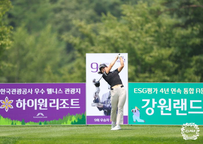 'I like the sloping course better' Ko Ji-woo reduced 5 strokes to the lead in the final round → 2 wins in Tongsan, Lee Dong-eun wins his first hole-in-one → 10 million won 1 carat diamond 