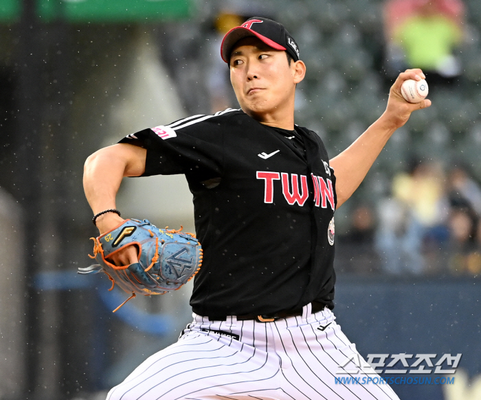 'He also had elbow surgery on his military pen' Ryu Hyun-jin Yang Hyun-jong Kim Kwang-hyun 'Left-handed ace' is born as a 151km left-handed starter 