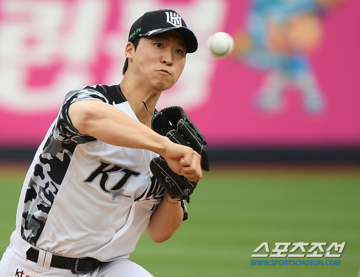 'No. 2 in multiple wins, No. 5 in strikeouts' salary of 250 million won, and his presence is like an outsider...5 billion won. Should I follow Lim Chan Kyu's path