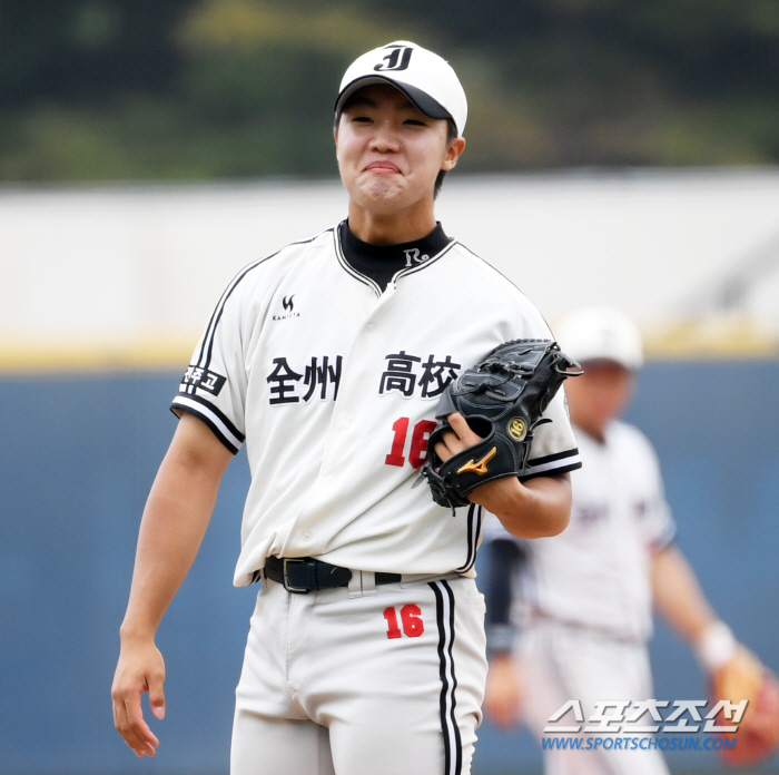 156km! 'It's a different class' is Jung Woo-ju, and there are no tears...Should I prove it by winning the Blue Dragon Flag for the first time since its foundation? The battle with Yongmago. 