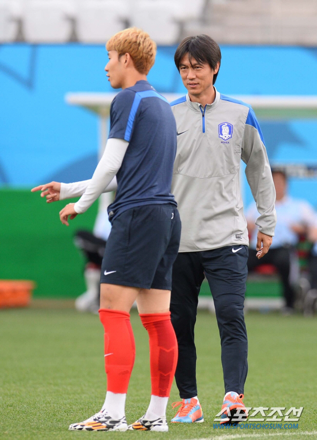 'Coach interview → If there is a chance, we will meet European players' Hong Myung-bo and Son Heung-min will reunite 'Coach → Player' after 10 years