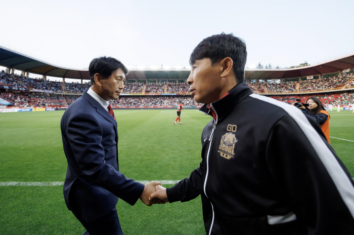 'Kim Ki-dong Derby → Acting Match → Rebellion of the Bottom'The Korea Cup, now only four teams survive