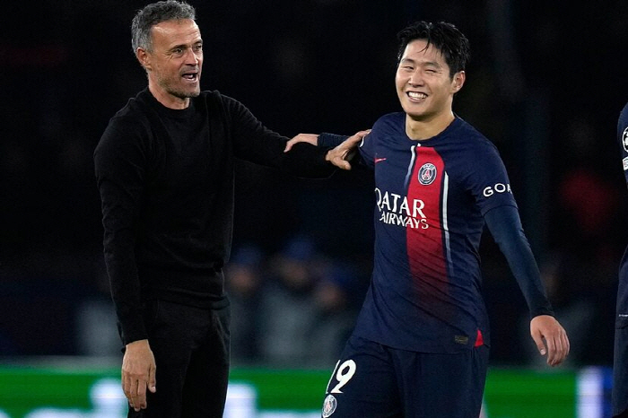 Lee Kangin, give it to me! EPL Club '105 billion'Extra-large offer...But PSG's flat refusal 'Kangin is our player'