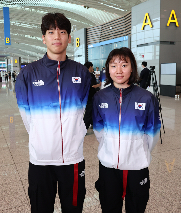Swim 黃 Kim's departure from Paris, the battleground...Junghoon Lee General Manager'Aim for 3 Medals'...Chairman Chung Chang-hoon'I believe in 金믿는다 for the first time in 12 years'
