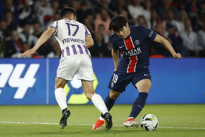 'EPL 100 billion won Love Call' Lee Kang-in disappeared from PSG training? It turns out that 'extra vacation'...Newcastle  Napoli courtship ING