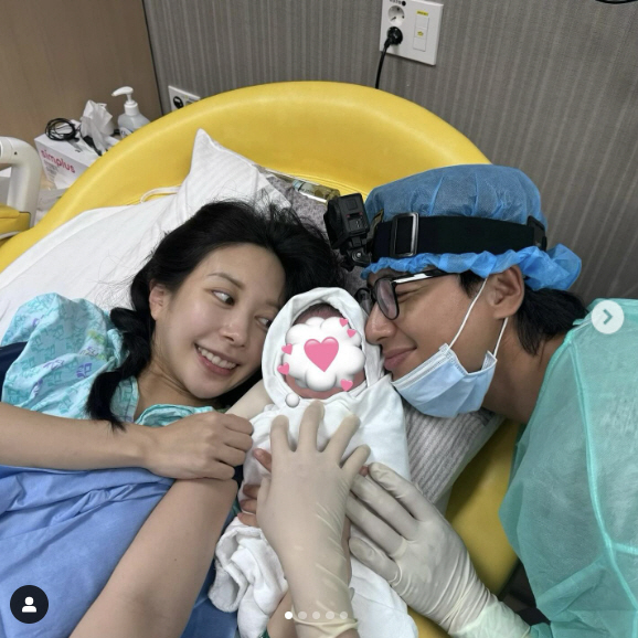 ''Lee Ji-hoon ♥' Ayane mentioned the second one day after giving birth 'Let's take a break, brother '