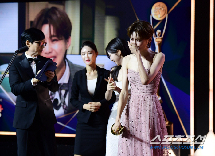 Jang Doyeon 'Emotional Female Entertainer Award'