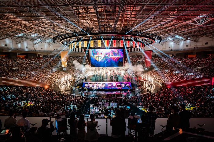 How will the powerful Gen.G. and the shaky T1 and LCK be this season?