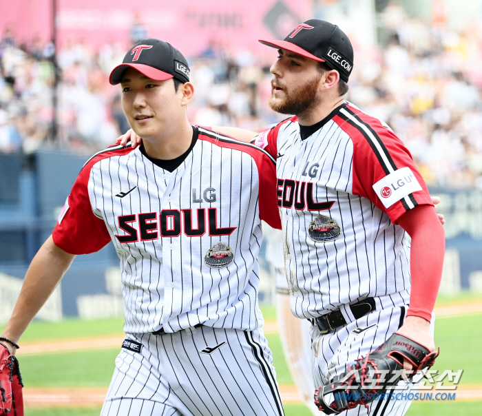'Kelly cried and laughed at Son Joo-young' Son Joo-young 2 earned runs in 7 innings Shin Min-jae's come-from-behind walk to LG and Doosan for 5 consecutive wins. Five consecutive wins after four consecutive losses in the second half