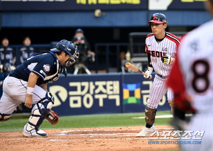 'Kelly cried and laughed at Son Joo-young' Son Joo-young 2 earned runs in 7 innings Shin Min-jae's come-from-behind walk to LG and Doosan for 5 consecutive wins. Five consecutive wins after four consecutive losses in the second half