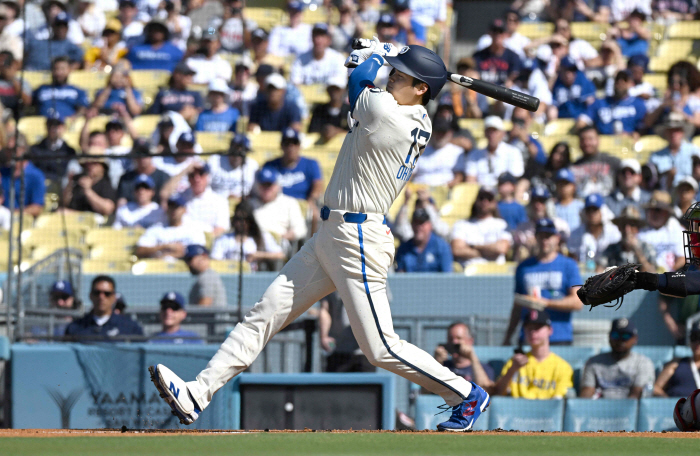 'Otani twice, intentional four pitches' and Smith finished, a dramatic come-from-behind victory for two consecutive days...LAD 7-6 BOS