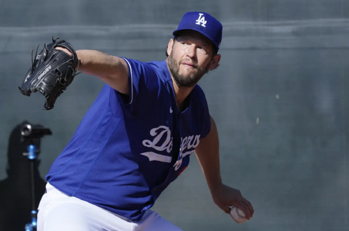 The name I haven't called in eight months, Kershaw, is coming back. 'Call me, I'm ready.' ...LAD Trade Work Separately