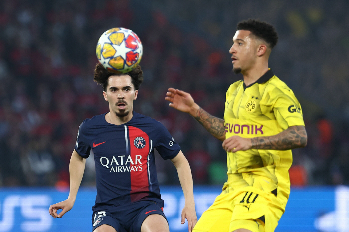 'Fight with Tenhach and rent'→' Are you a hit star coming back?' 120 Billion Man Who Fallen, Surge as Lee Kang-in Partner...'60 billion proposal for transfer fees'