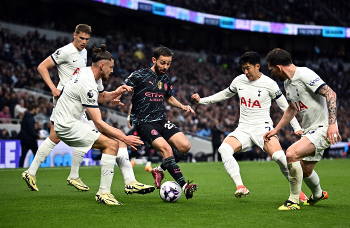 'Who will protect SON now?'Hoybier confirms transfer to Marseille →'Lease with full transfer option'