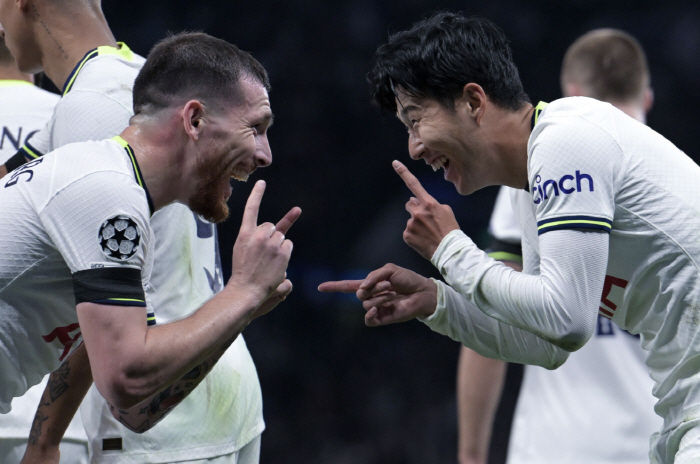 'Who will protect SON now?'Hoybier confirms transfer to Marseille →'Lease with full transfer option'