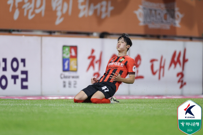 Yang Min-hyuk conquered the K-League. Three consecutive months of Young Player  Round MVP  EPL advancement rumors